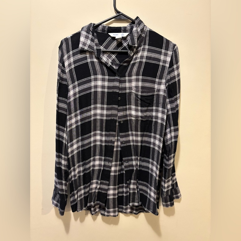 Old Navy “classic shirt” flannel top